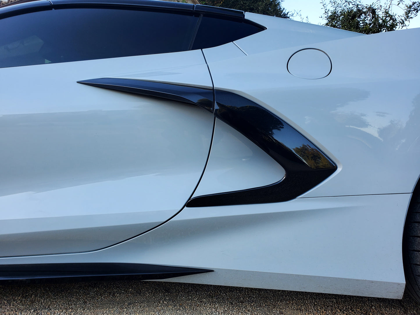 Corvette C8 Stingray Side Inlet Trim